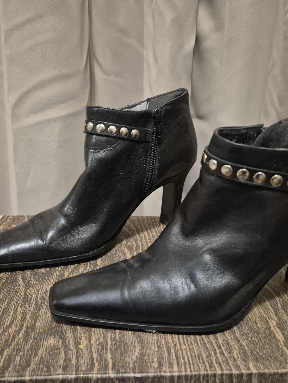 Nine WEST Women's Black Stud-Trim Leather Ankle Booties
